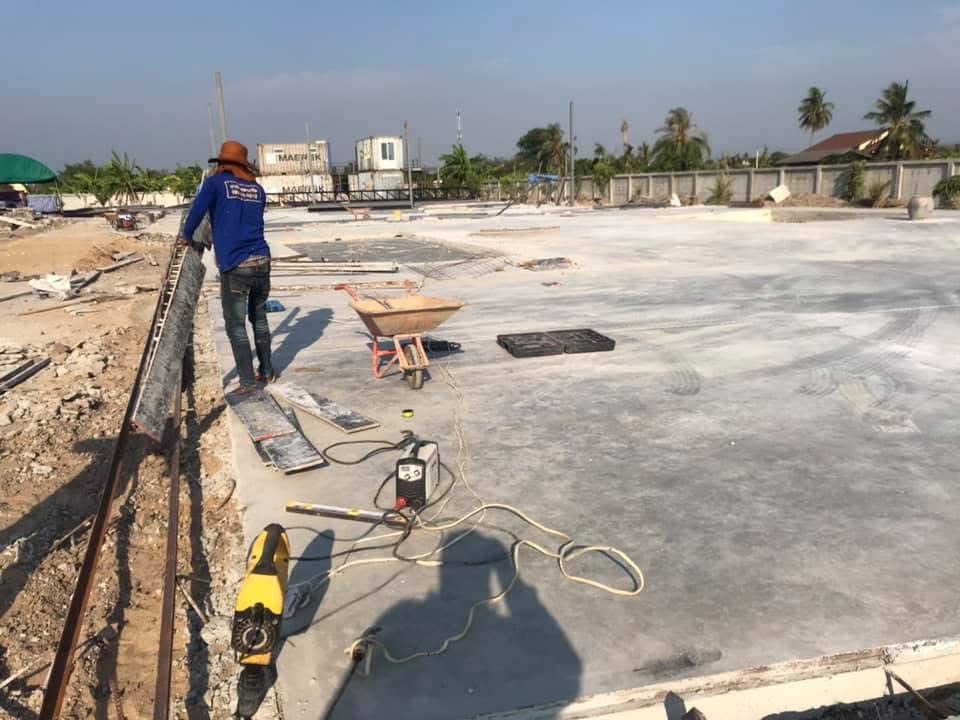 3 - https://ฉัตรภูรินท์รับเหมาเทพื้นคอนกรีต.com | ฉัตรภูรินท์ รับเหมาเทพื้นคอนกรีต รับเทพื้นปูน ลานจอดรถ พื้นขัดมัน ครบวงจร โดยทีมงานผู้เชี่ยวชาญประสบการณ์ 15 ปี การันตีคุณภาพ งบไม่บานปลาย รับประกันผลงาน และหักเงินประกันผลงาน