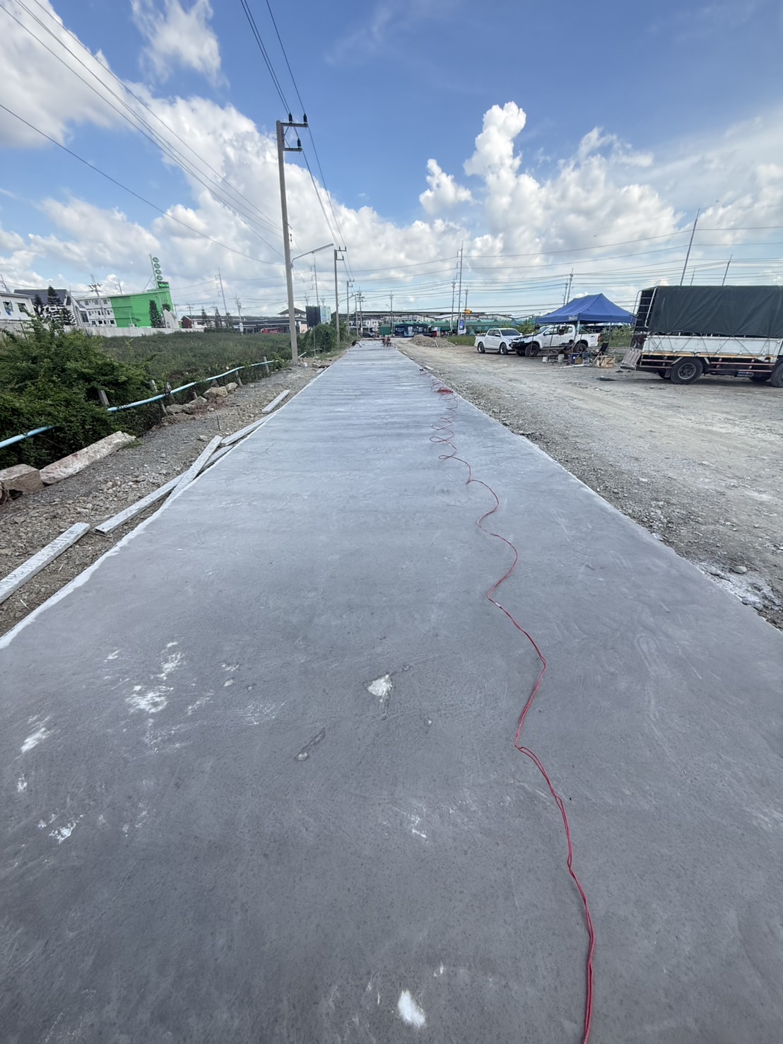 32 - https://ฉัตรภูรินท์รับเหมาเทพื้นคอนกรีต.com | ฉัตรภูรินท์ รับเหมาเทพื้นคอนกรีต รับเทพื้นปูน ลานจอดรถ พื้นขัดมัน ครบวงจร โดยทีมงานผู้เชี่ยวชาญประสบการณ์ 15 ปี การันตีคุณภาพ งบไม่บานปลาย รับประกันผลงาน และหักเงินประกันผลงาน