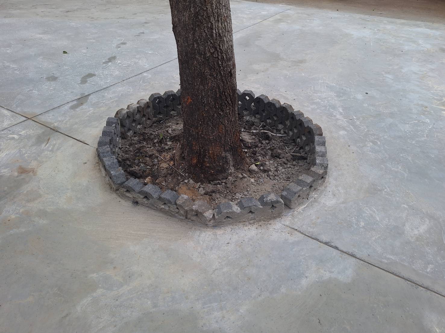 3 - https://ฉัตรภูรินท์รับเหมาเทพื้นคอนกรีต.com | ฉัตรภูรินท์ รับเหมาเทพื้นคอนกรีต รับเทพื้นปูน ลานจอดรถ พื้นขัดมัน ครบวงจร โดยทีมงานผู้เชี่ยวชาญประสบการณ์ 15 ปี การันตีคุณภาพ งบไม่บานปลาย รับประกันผลงาน และหักเงินประกันผลงาน