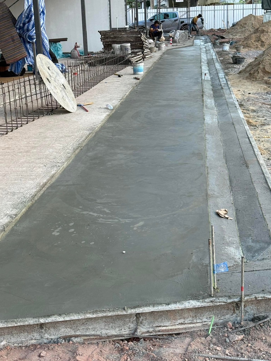 ฉัตรภูรินท์ รับเหมาเทพื้นคอนกรีต รับเทพื้นปูน ลานจอดรถ พื้นขัดมัน ครบวงจร โดยทีมงานผู้เชี่ยวชาญประสบการณ์ 15 ปี การันตีคุณภาพ งบไม่บานปลาย รับประกันผล [..]