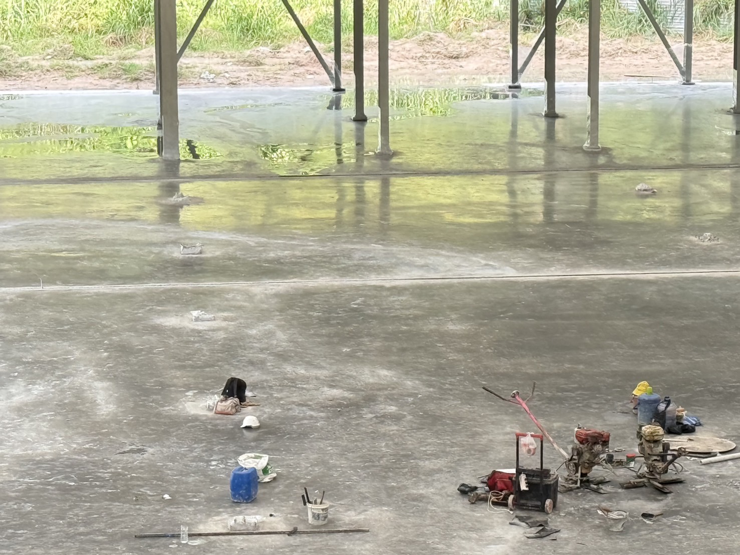 2 - https://ฉัตรภูรินท์รับเหมาเทพื้นคอนกรีต.com | ฉัตรภูรินท์ รับเหมาเทพื้นคอนกรีต รับเทพื้นปูน ลานจอดรถ พื้นขัดมัน ครบวงจร โดยทีมงานผู้เชี่ยวชาญประสบการณ์ 15 ปี การันตีคุณภาพ งบไม่บานปลาย รับประกันผลงาน และหักเงินประกันผลงาน